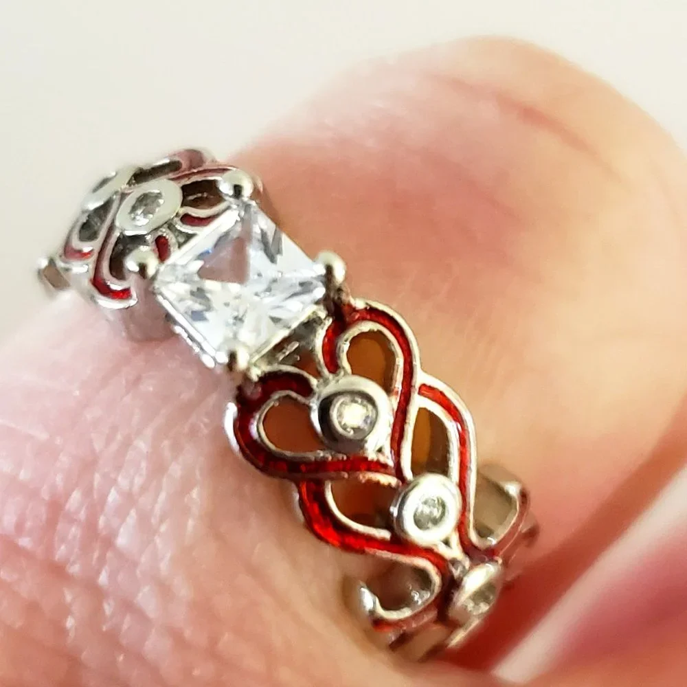 Princess Cut Solitaire Red Enamel Love Hearts Ring in Sterling Silver Sz 5.5